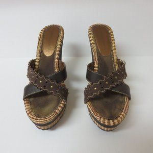 Cravo & Canela Platform Wedge Sandal Size 39